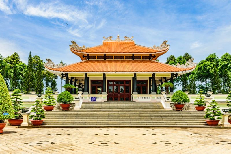 The memorial area of President Ton Duc Thang is ranked as a special national monument